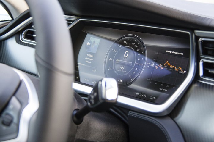 45 prósent af nýskráðum bílum það sem af er ári eru raf- eða tengiltvinnbílar.