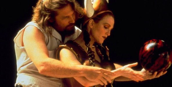 The Dude leiðbeinir mjúklega. Víkingahjálmur kemur við sögu líka, og keilukúlu náttúrulega.