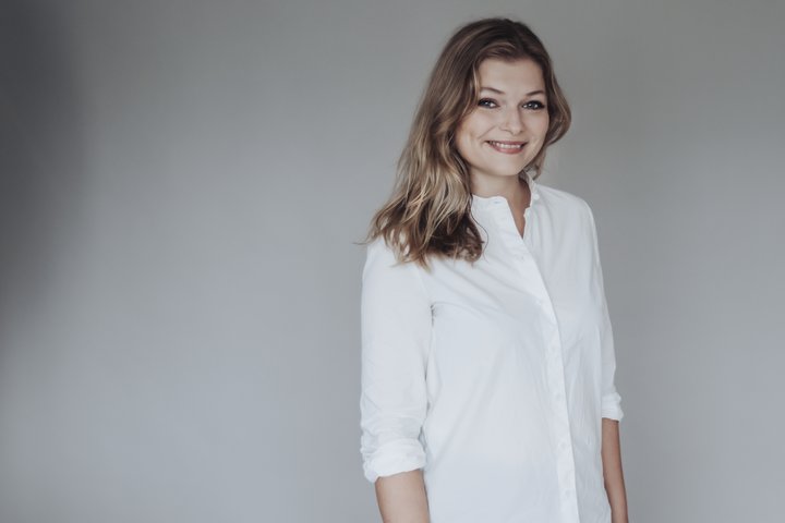 Þórhildur hefur undanfarin ár starfað sem fréttamaður og vaktstjóri á RÚV auk þess að annast dagskrárgerð og þáttastjórnun í bæði útvarpi og sjónvarpi.