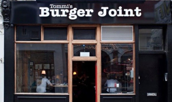 tommisburgerjoint.1.687x510.jpg