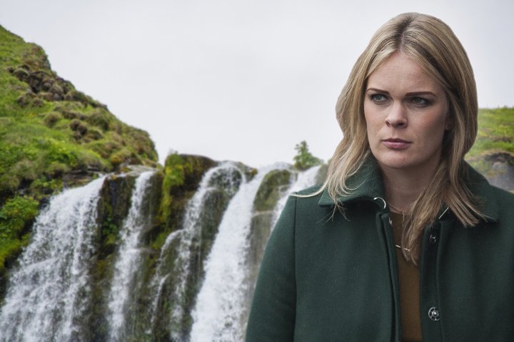 Björt Ólafsdóttir er umhverfis- og auðlindaráðherra í ríkisstjórn Bjarna Bendiktssonar. Hún ætlar að auglýsa allar stöður forstöðumanna undirstofnana ráðuneytisins lausar að loknum skipunartíma sitjandi forstöðumanna.